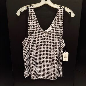 Black and White Boxy Sleeveless Chemise